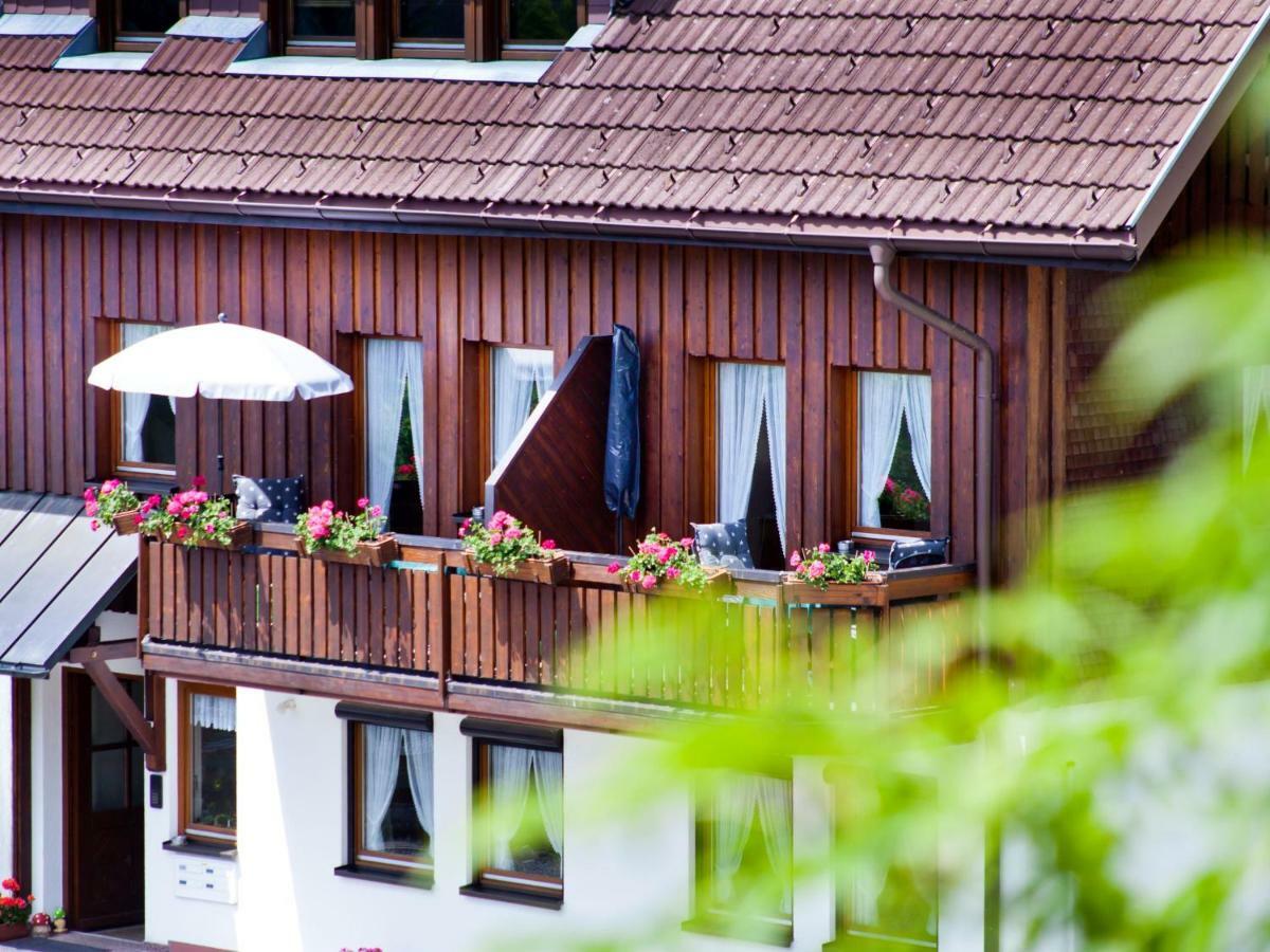 Haus Keller Ferienwohnungen Todtnauberg Exterior foto